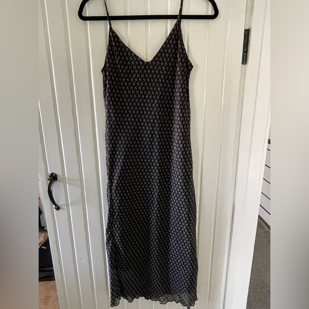 Izzy Spaghetti strap dress- size Small 🖤🤍